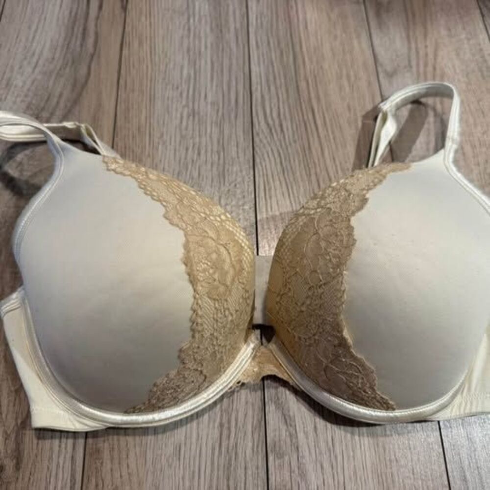 Cacique Lane Bryant Smooth Boost Plunge Underwire Bra Cream Beige Lace Size 38D